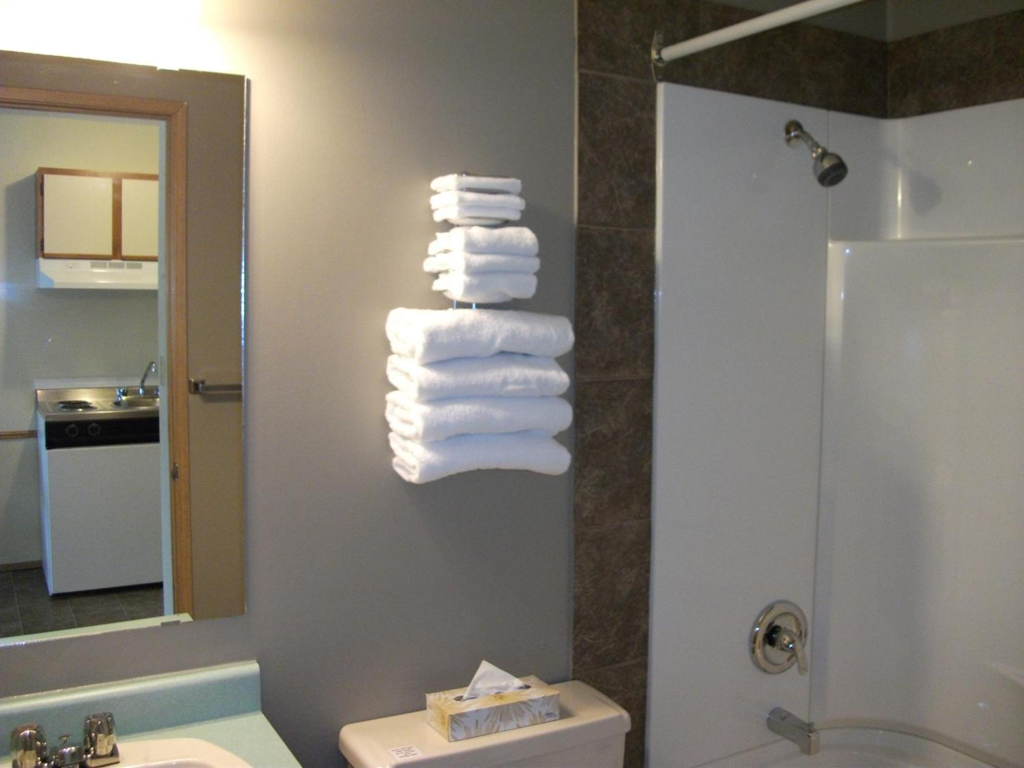 Siesta Suites Kelowna Eksteriør bilde