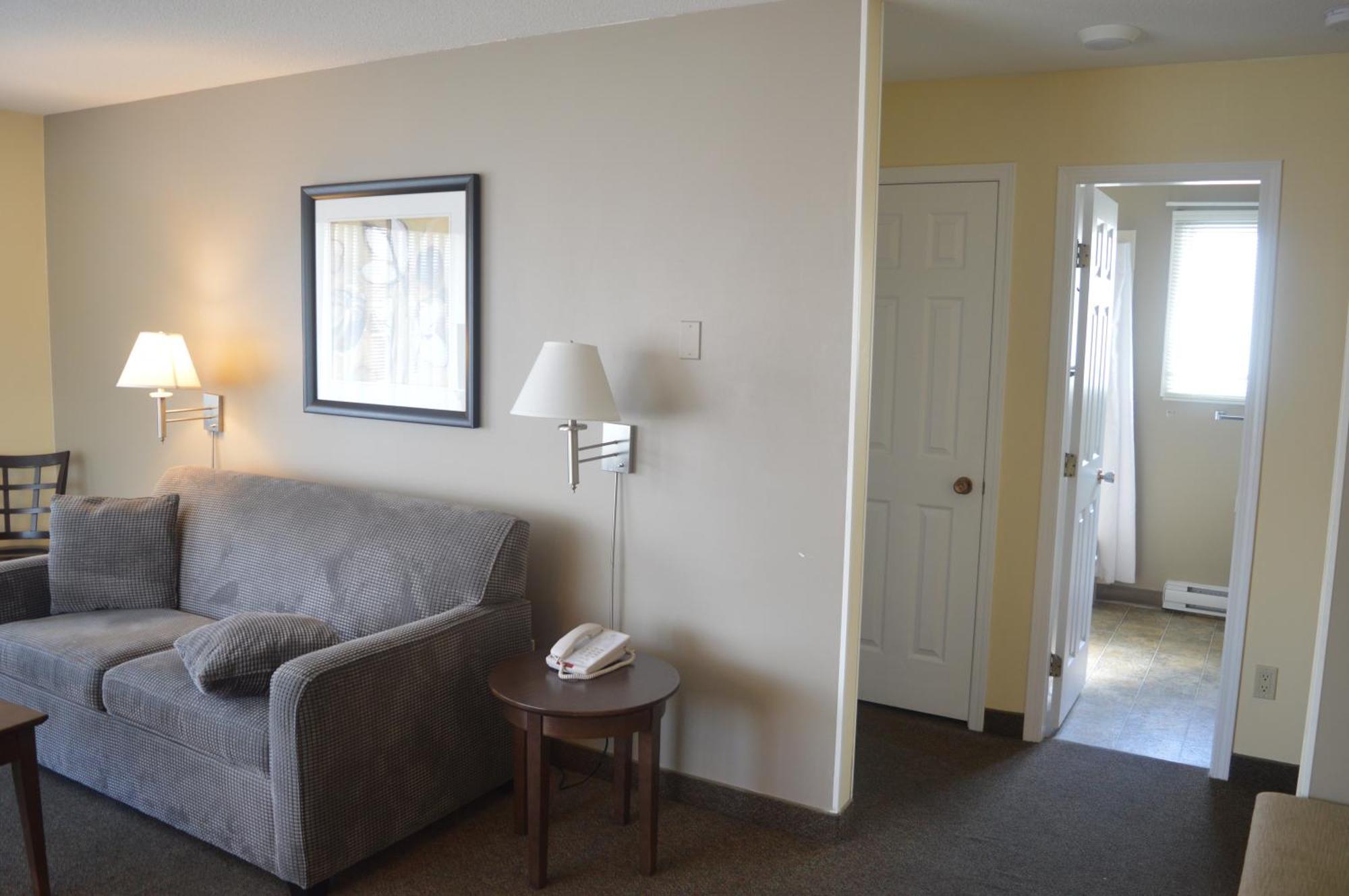 Siesta Suites Kelowna Eksteriør bilde