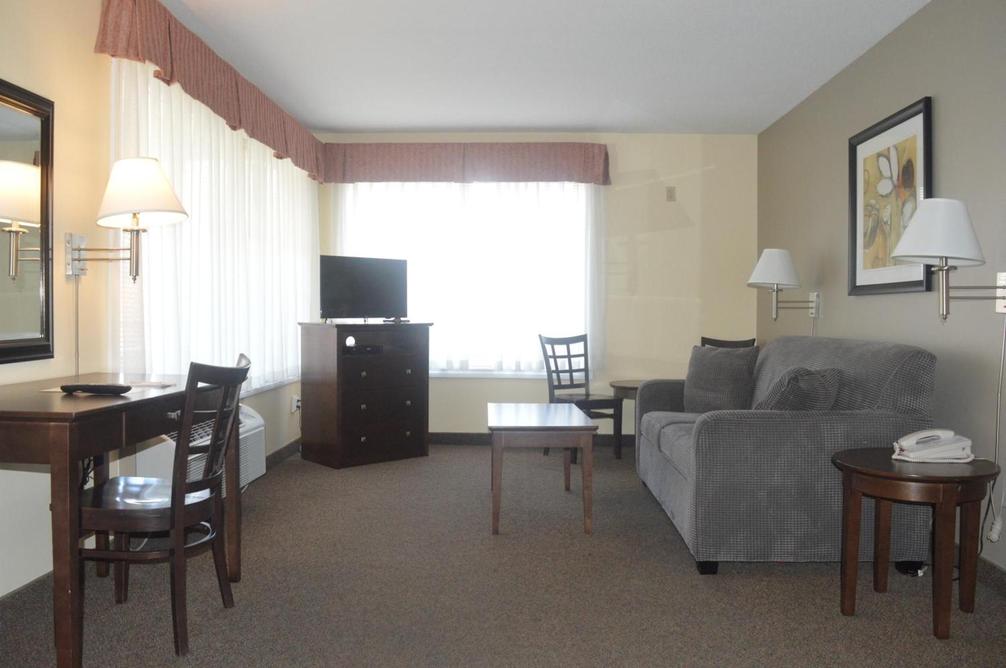 Siesta Suites Kelowna Eksteriør bilde