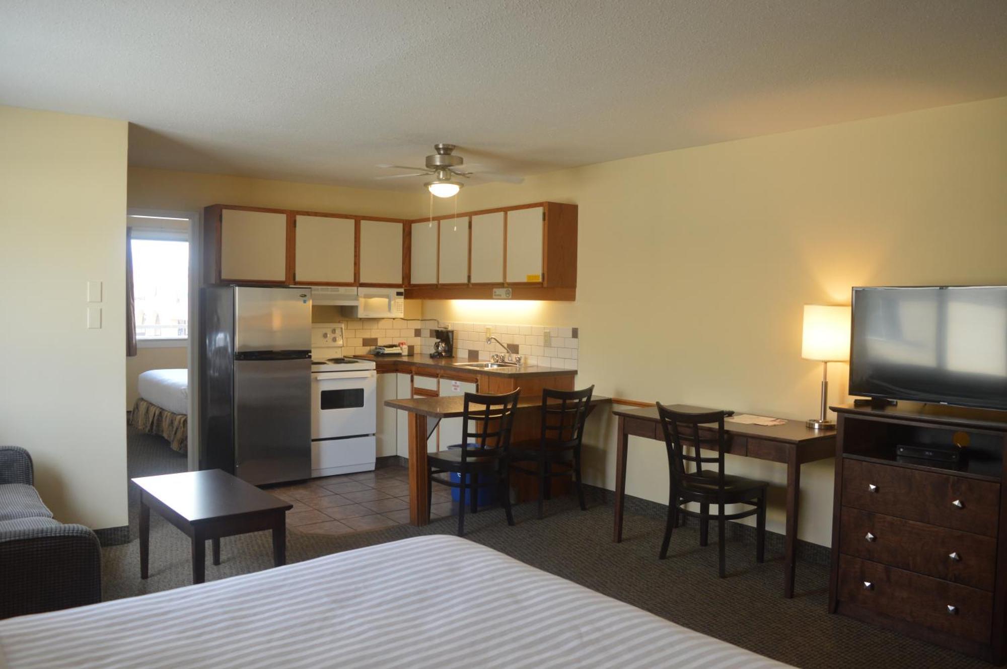 Siesta Suites Kelowna Eksteriør bilde