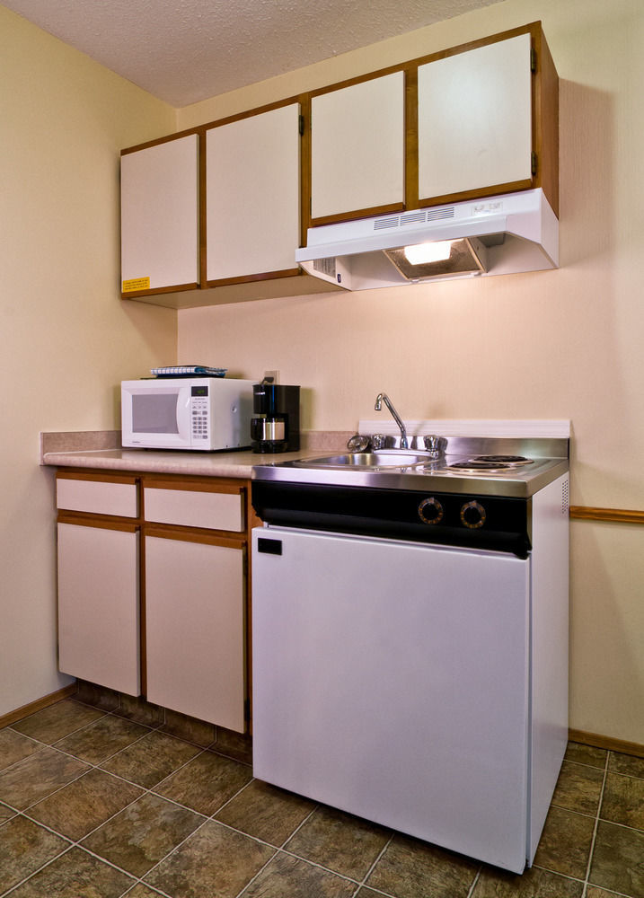 Siesta Suites Kelowna Eksteriør bilde