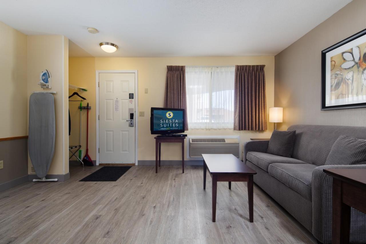 Siesta Suites Kelowna Eksteriør bilde