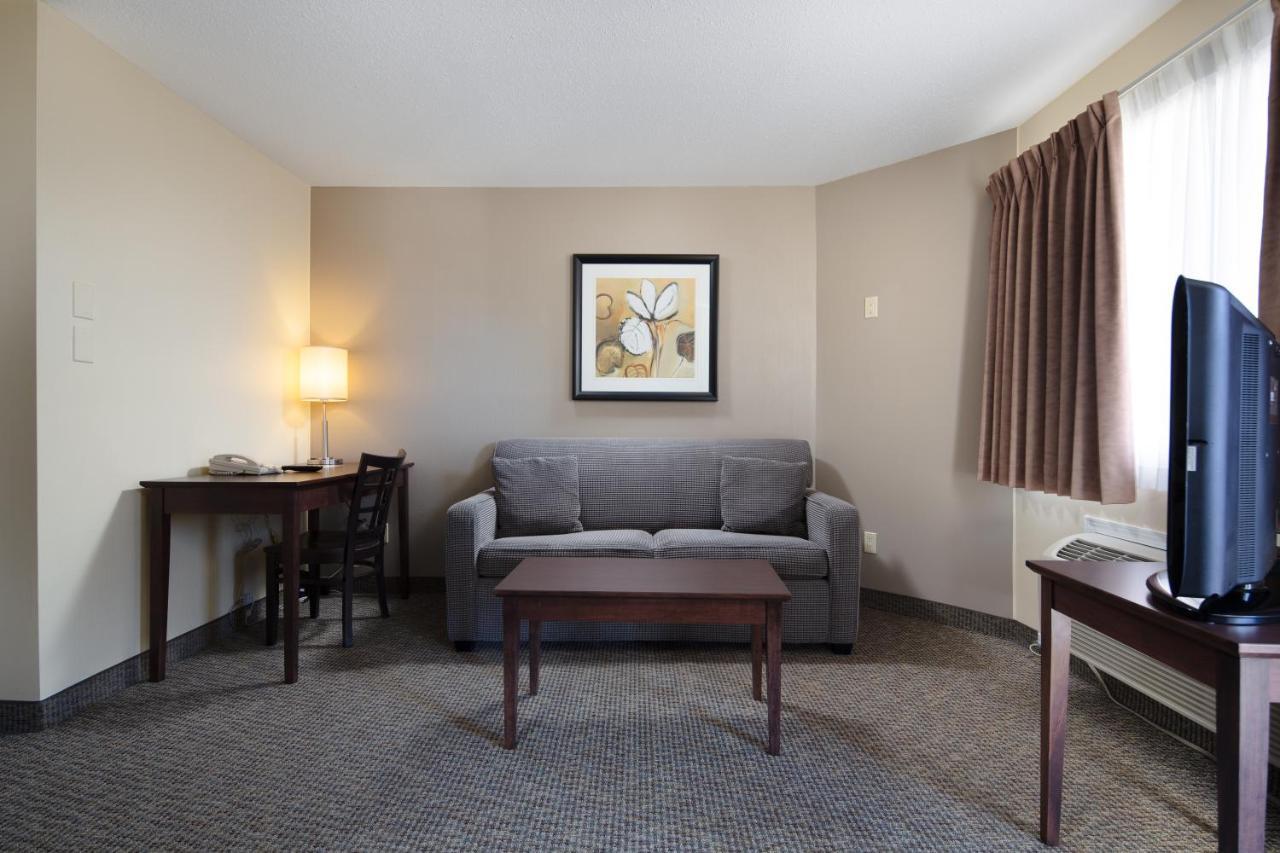 Siesta Suites Kelowna Eksteriør bilde